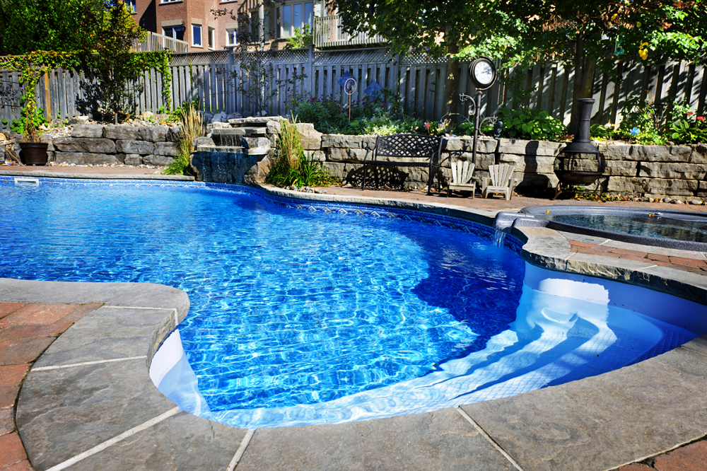 Five Subtle Signs That You Should Remodel Your Pool
